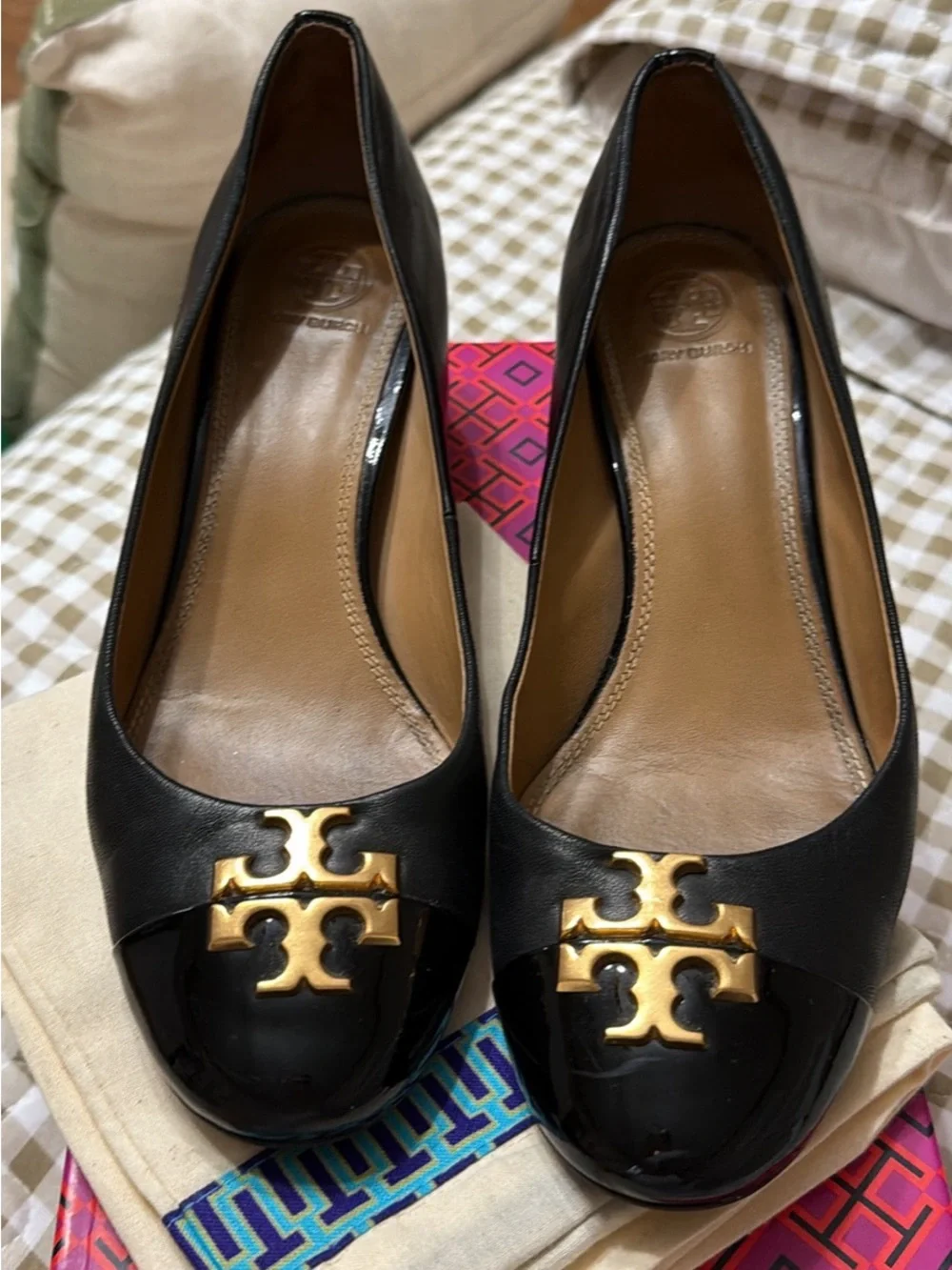Tory Burch Black Patent Leather Ballet Flats with Gold Logo